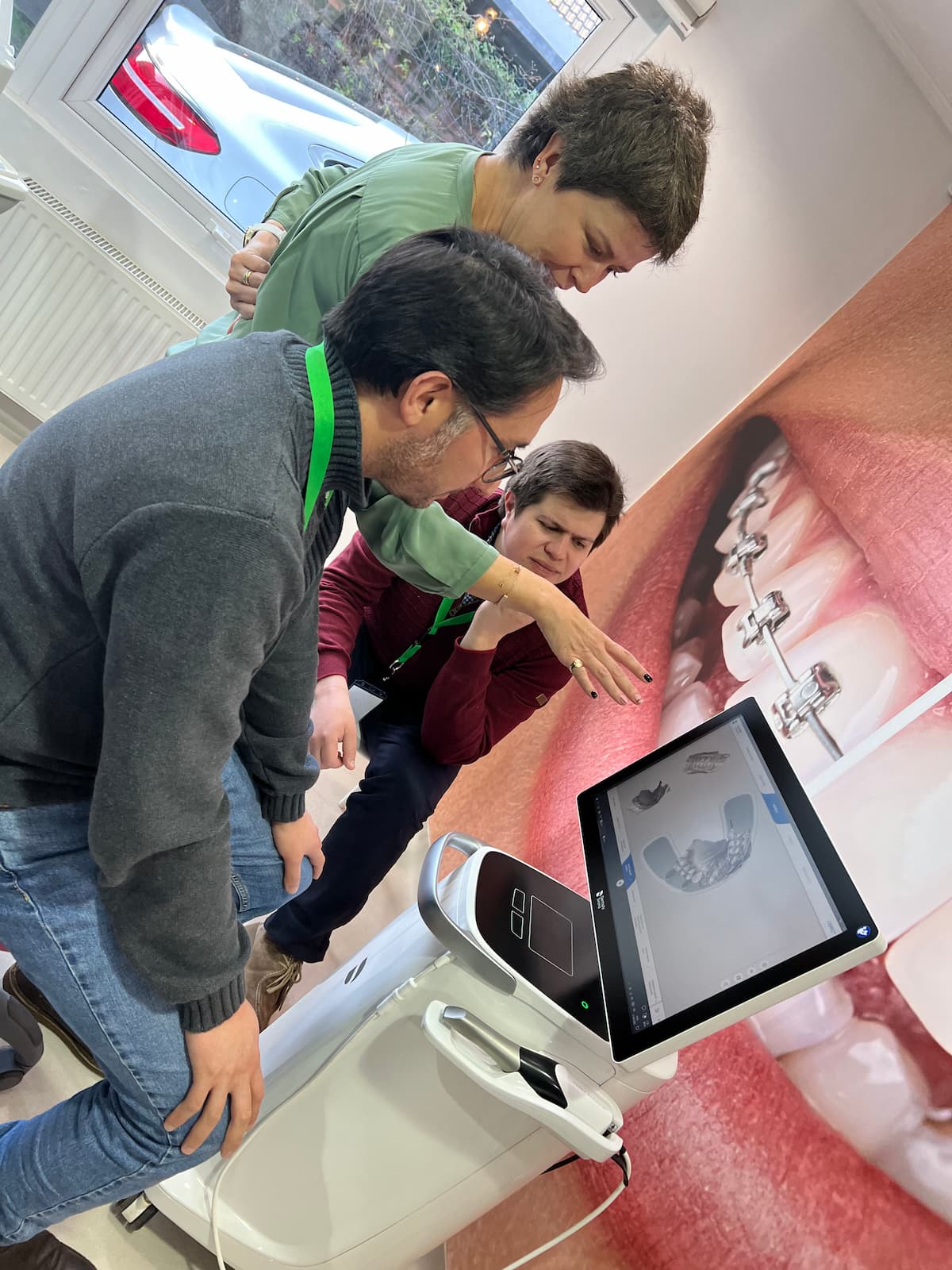 Rehabilitación sobre Implantes con Sistema CEREC — imagen 4