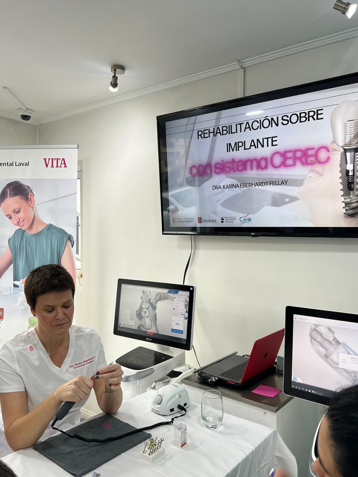 Rehabilitación sobre Implantes con Sistema CEREC — imagen 6